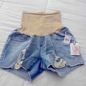 NWT Jessica Simpson Maternity Denim Shorts